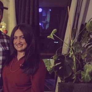 Meet your Posher, Tharsa